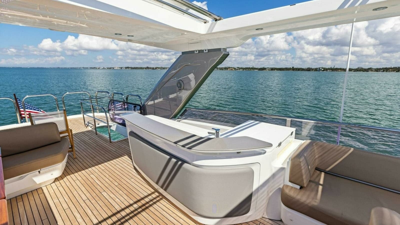 2018 Princess Y75 Motor Yacht