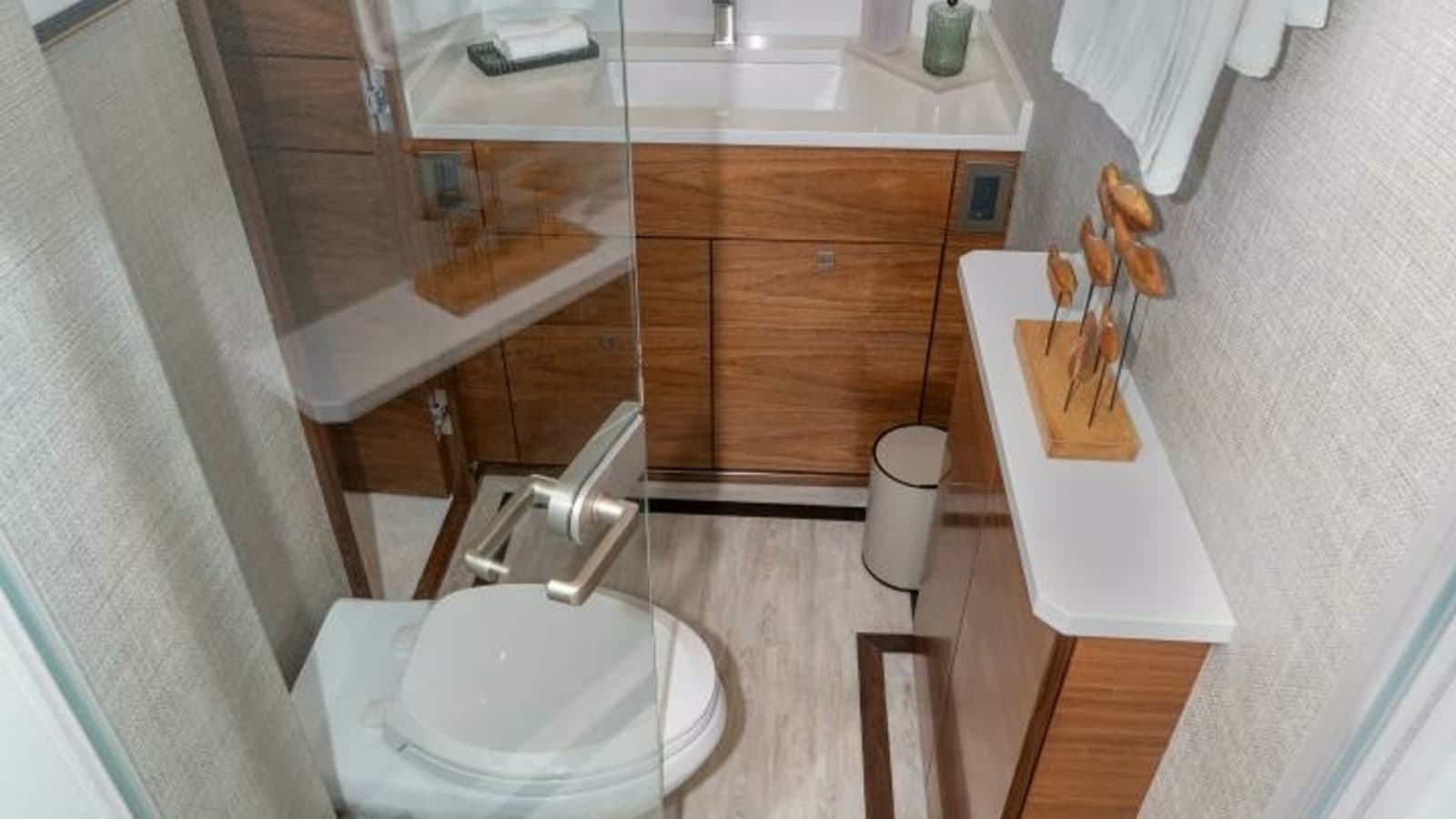 2025 Viking 90C "Zatara"