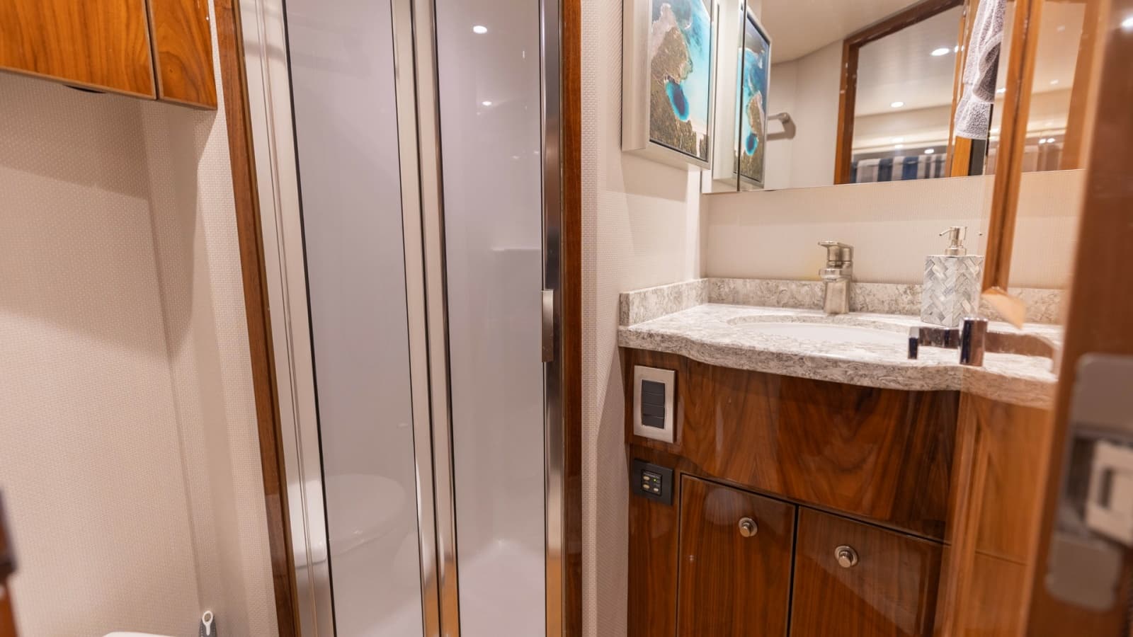 Luxurious Ensuite Bathroom