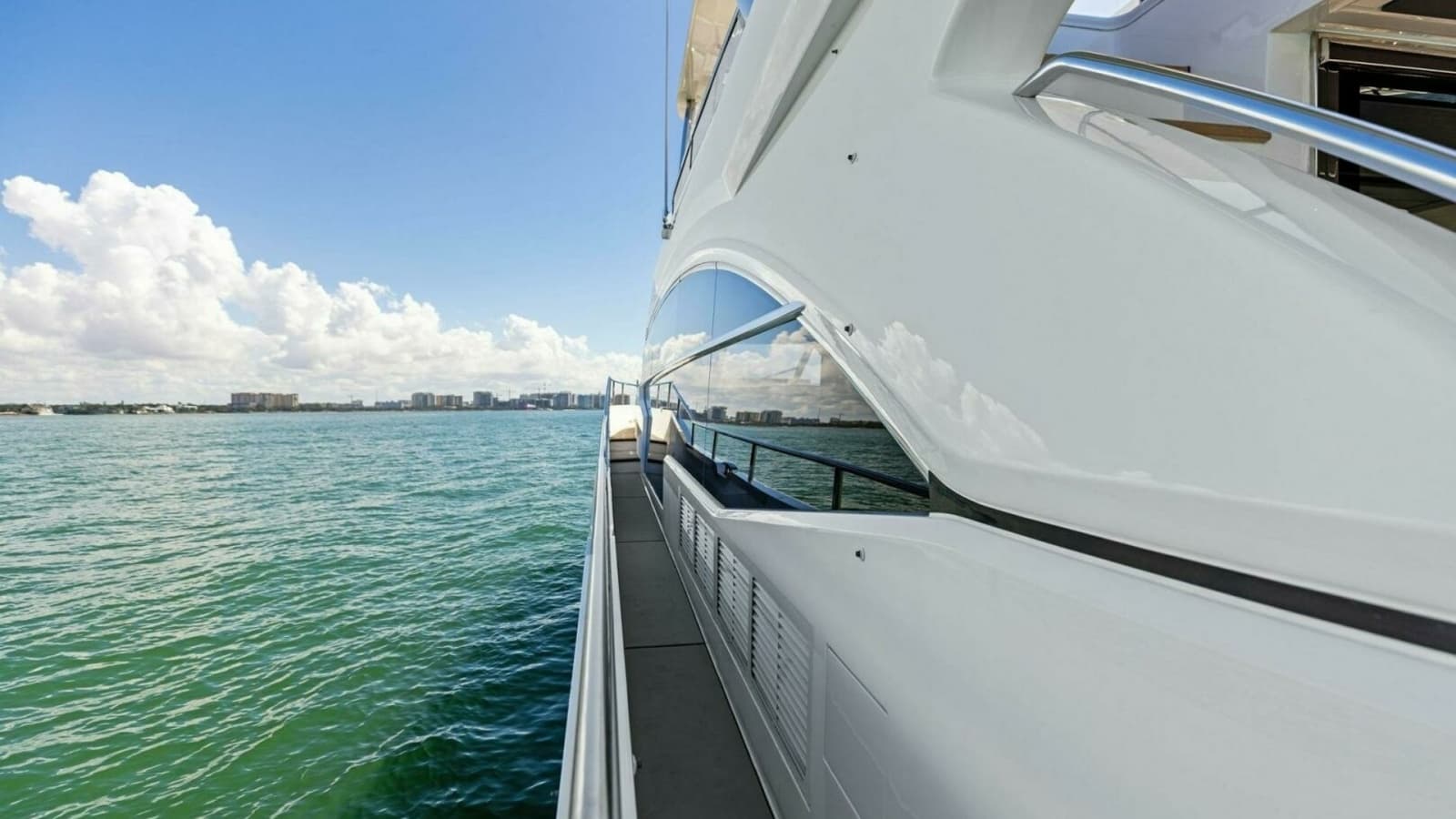 2018 Princess Y75 Motor Yacht