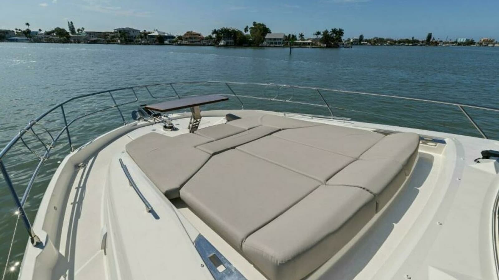 2022 59 Prestige Flybridge - How Sweet It Its - Bow