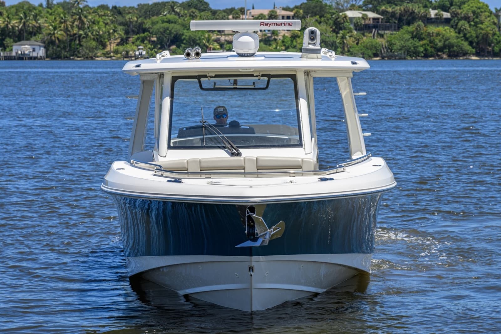Boston Whaler 35 - DERRYN - Exterior Profile