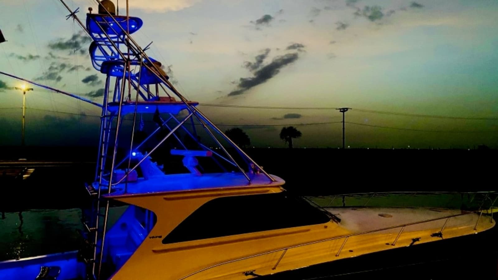 2008 Viking 52 Sport Coupe She's All Hooked Up