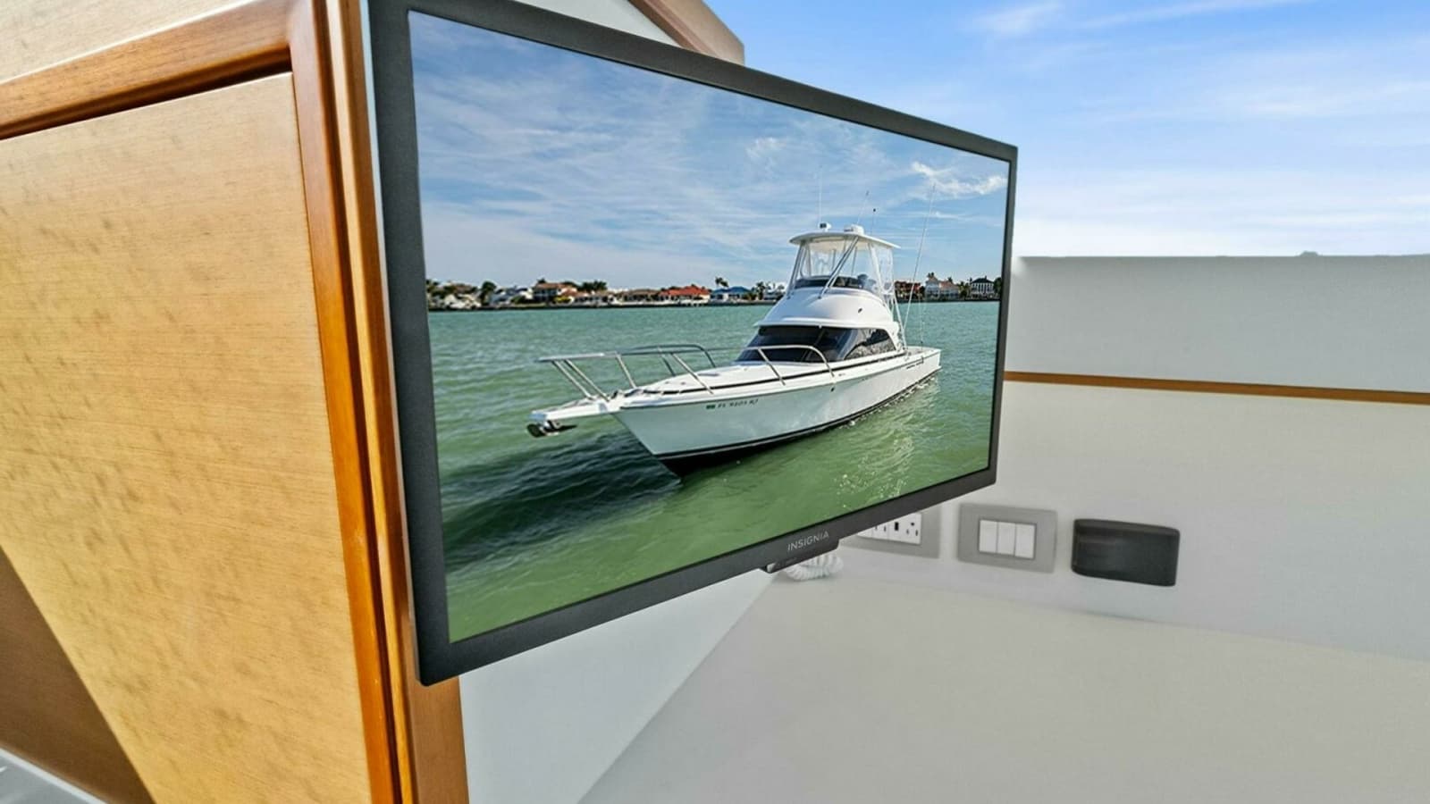 2017 Bertram 35 Flybridge