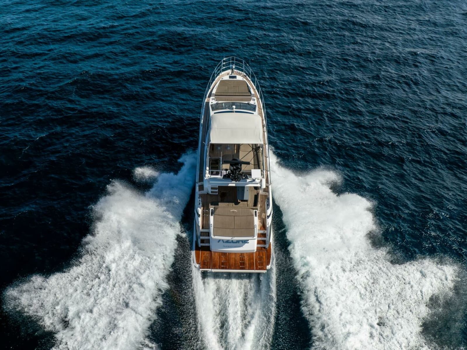 Azimut 60 - Azure - Running Profile