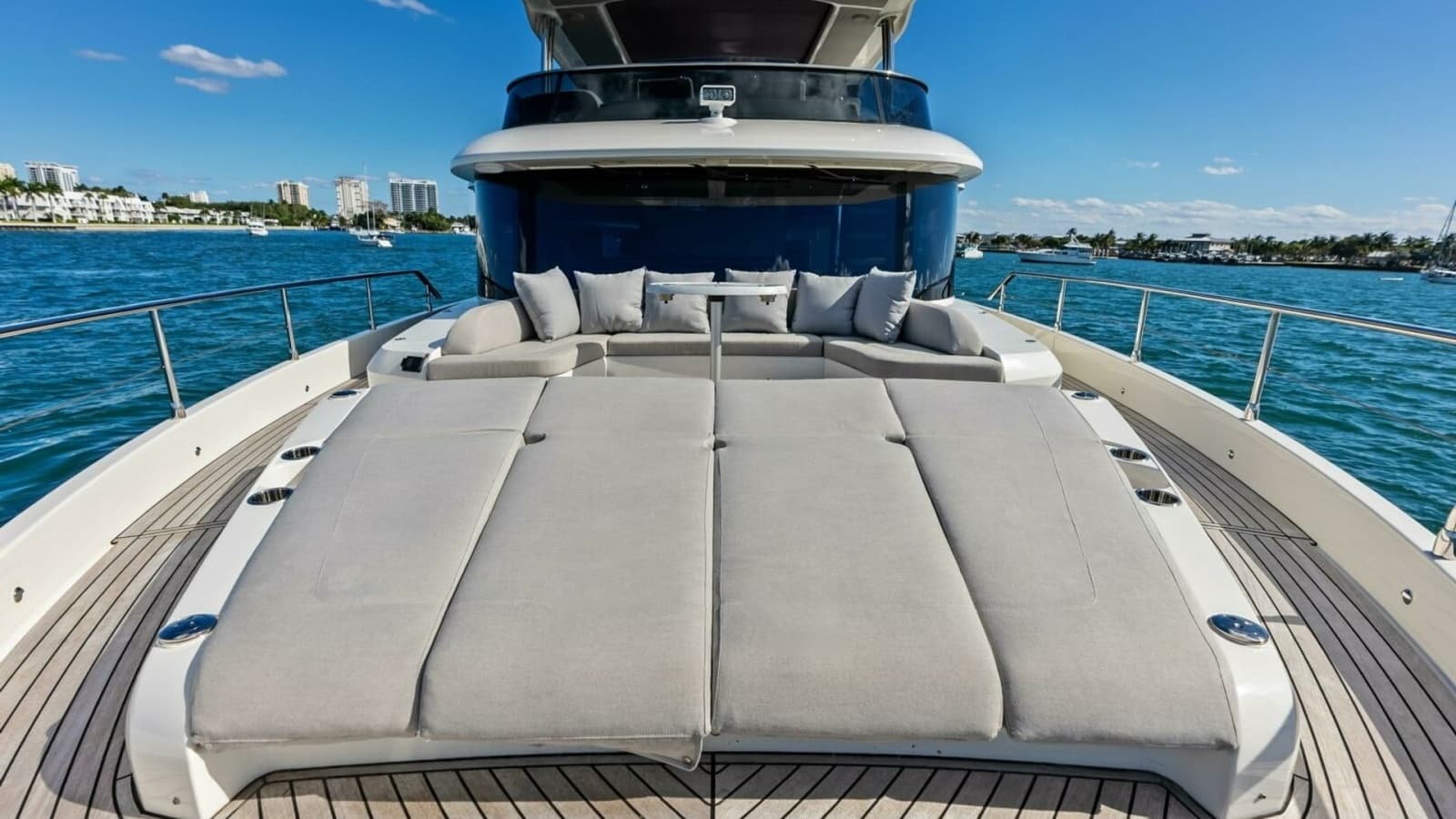 2025 Absolute 75 Navetta