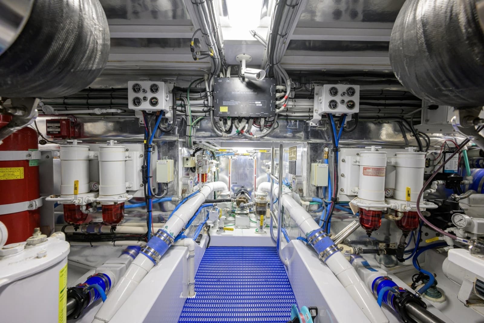 Rybovich 60 SIBONEY - Engine Room
