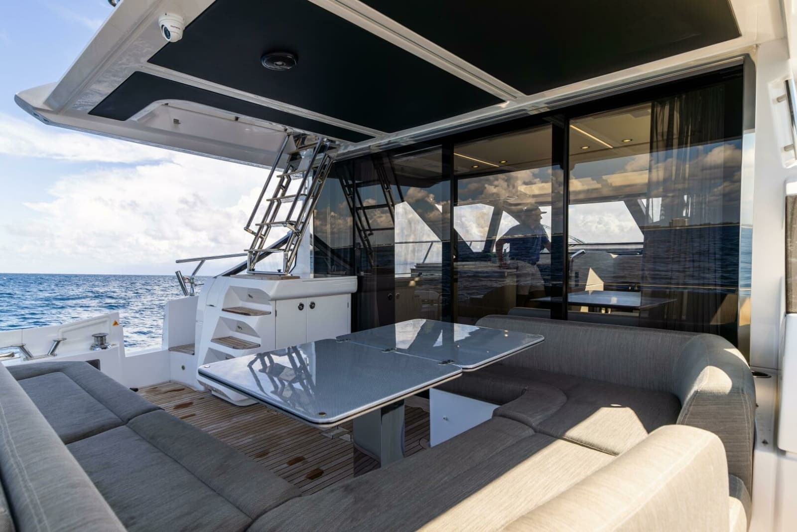 Azimut 60 - Azure - Cockpit
