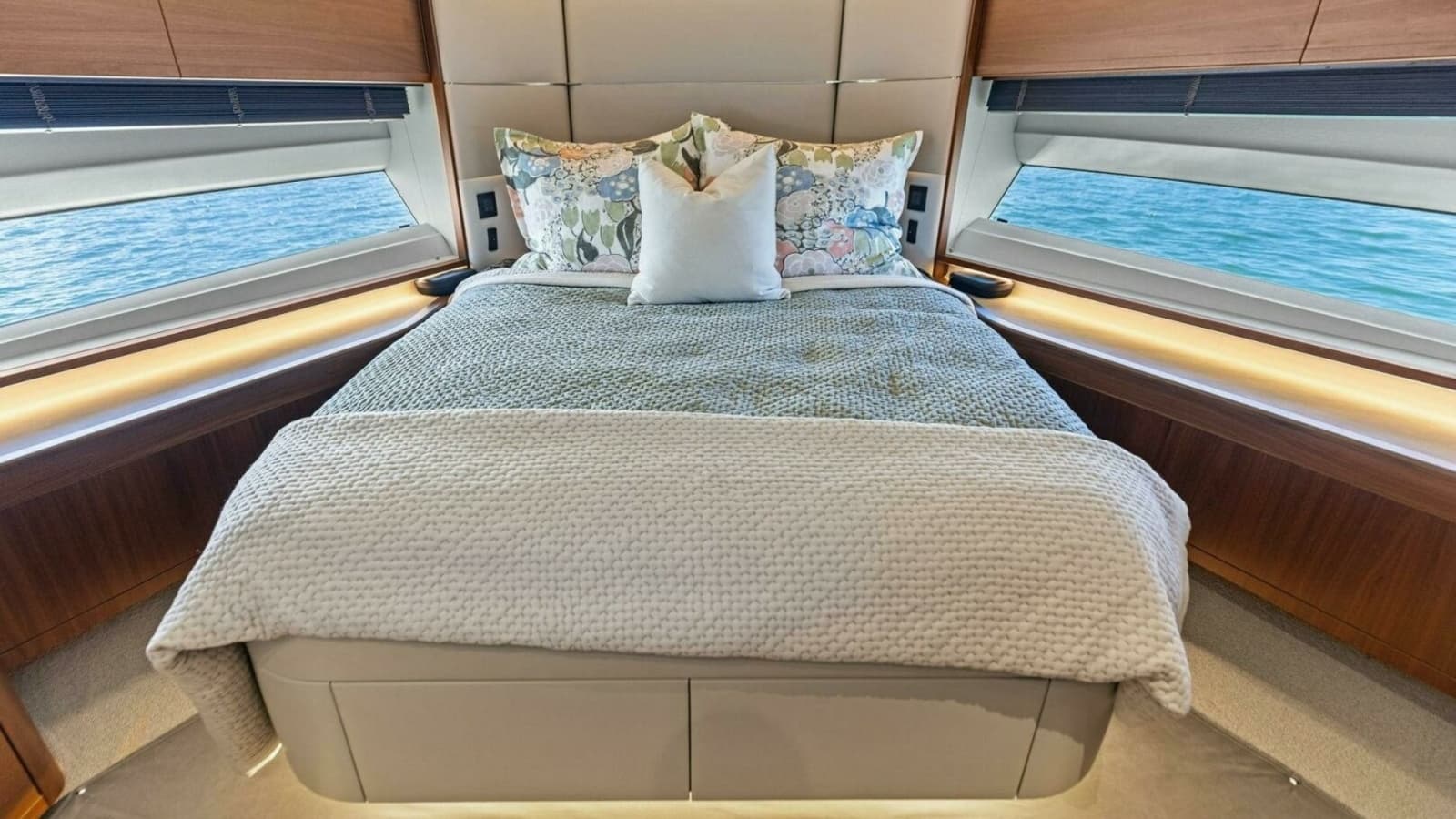 2018 Princess Y75 Motor Yacht