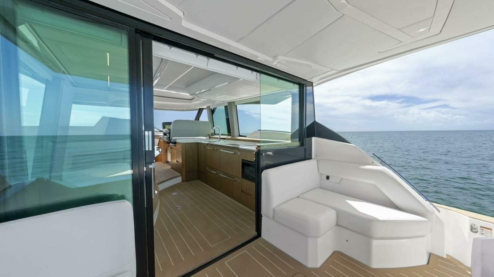 2023 Tiara Yachts EX 60 TRANQUIL MOMENTS II