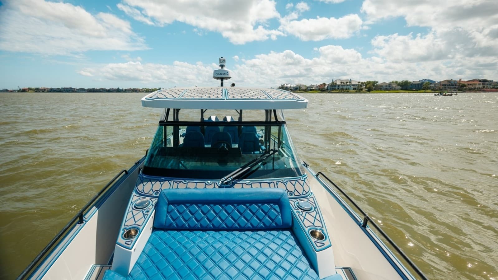 2019 Axopar 37 Sun Top