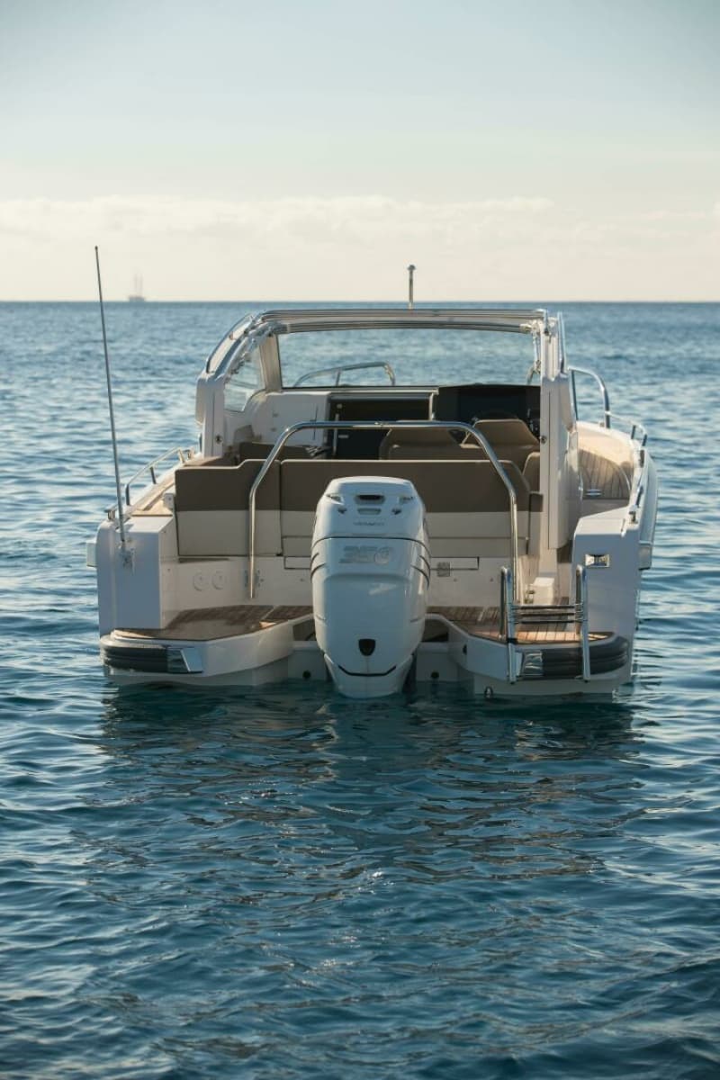 Nimbus Weekender 9 Transom
