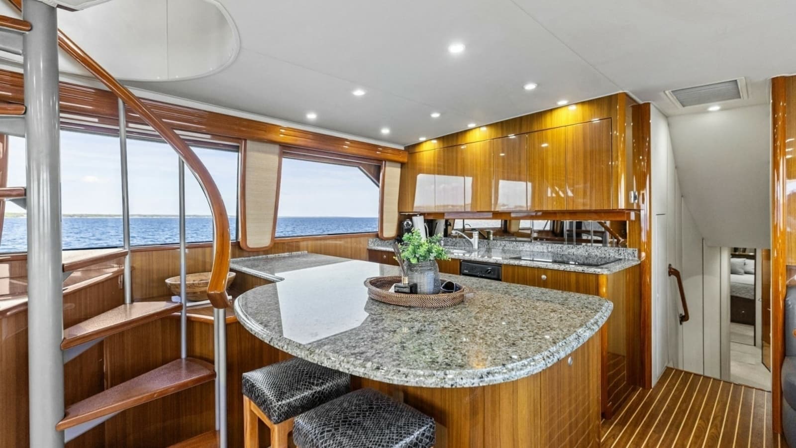2008 Viking 68 Skybridge "Liquid Apple"2008 Viking 68 Skybridge "Liquid Apple"