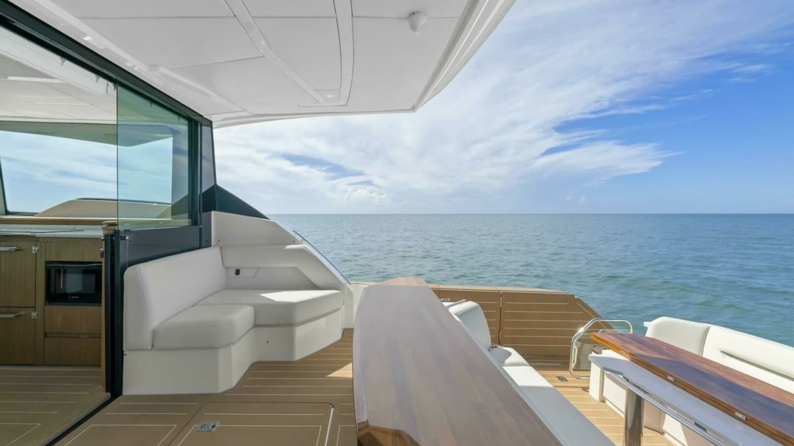 2023 Tiara Yachts EX 60