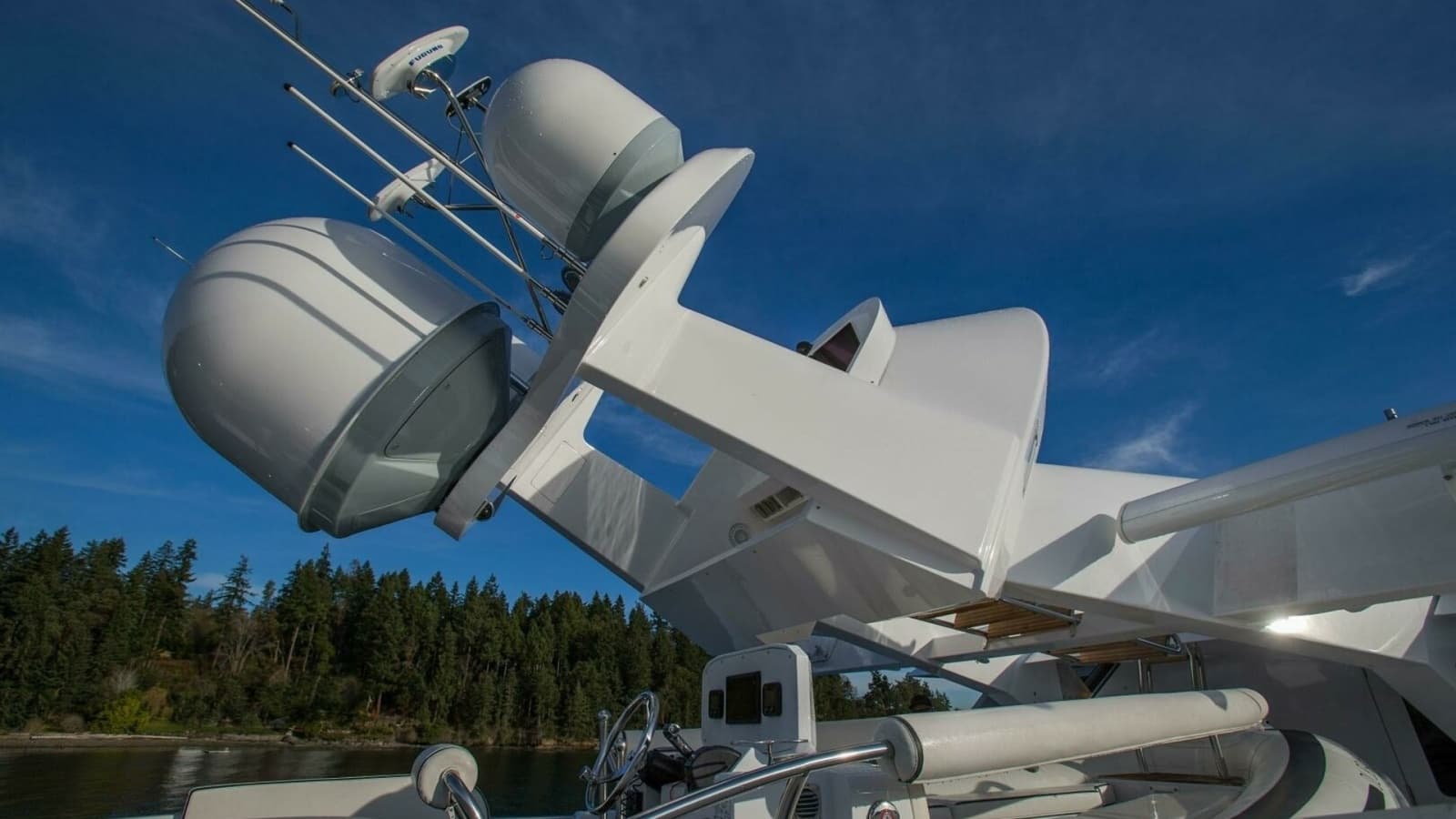 2019 Nordlund 115 Expedition Yachtfisher "Cazador" - Radar and Communication Equipment