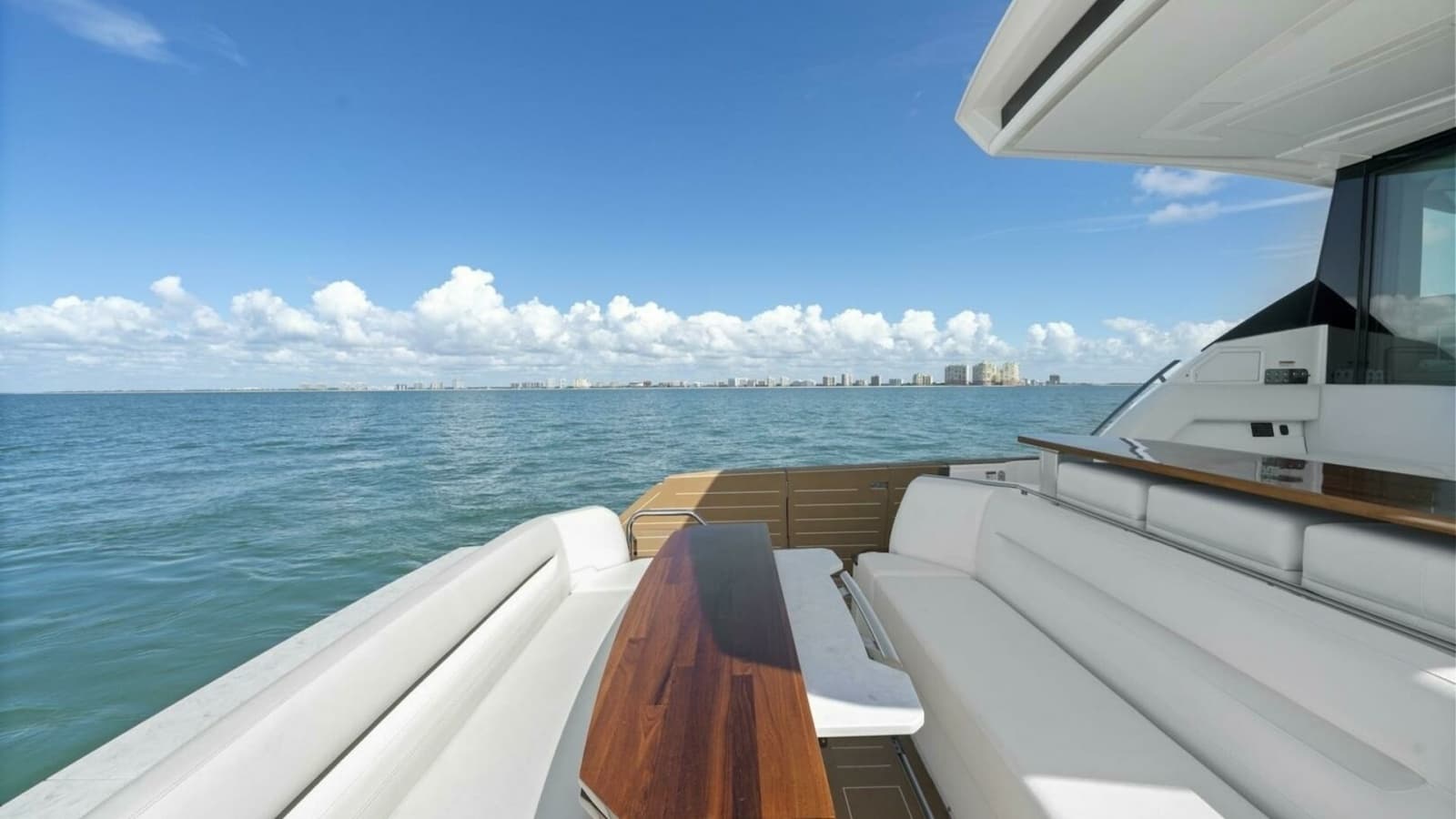 2023 Tiara Yachts EX 60