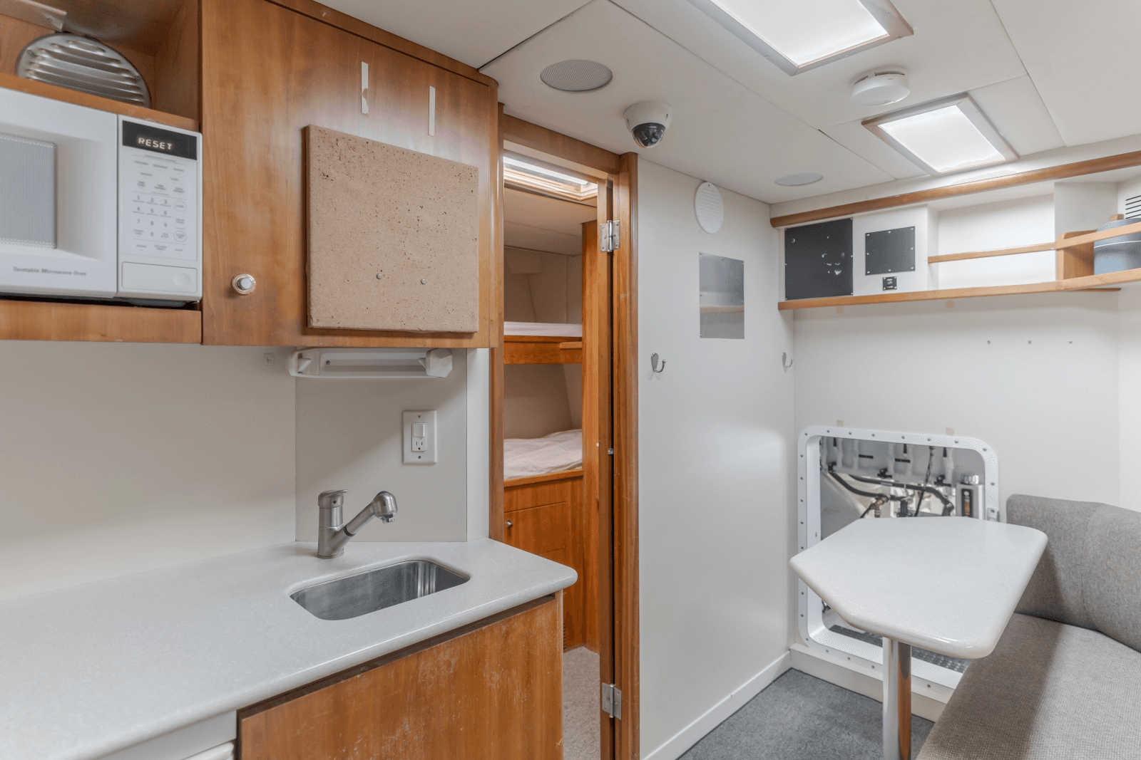 2002 Destiny 104 Raised Pilothouse