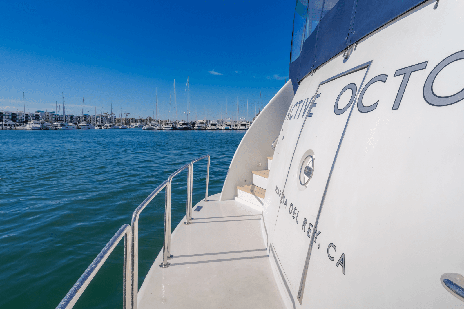2002 Destiny 104 Raised Pilothouse