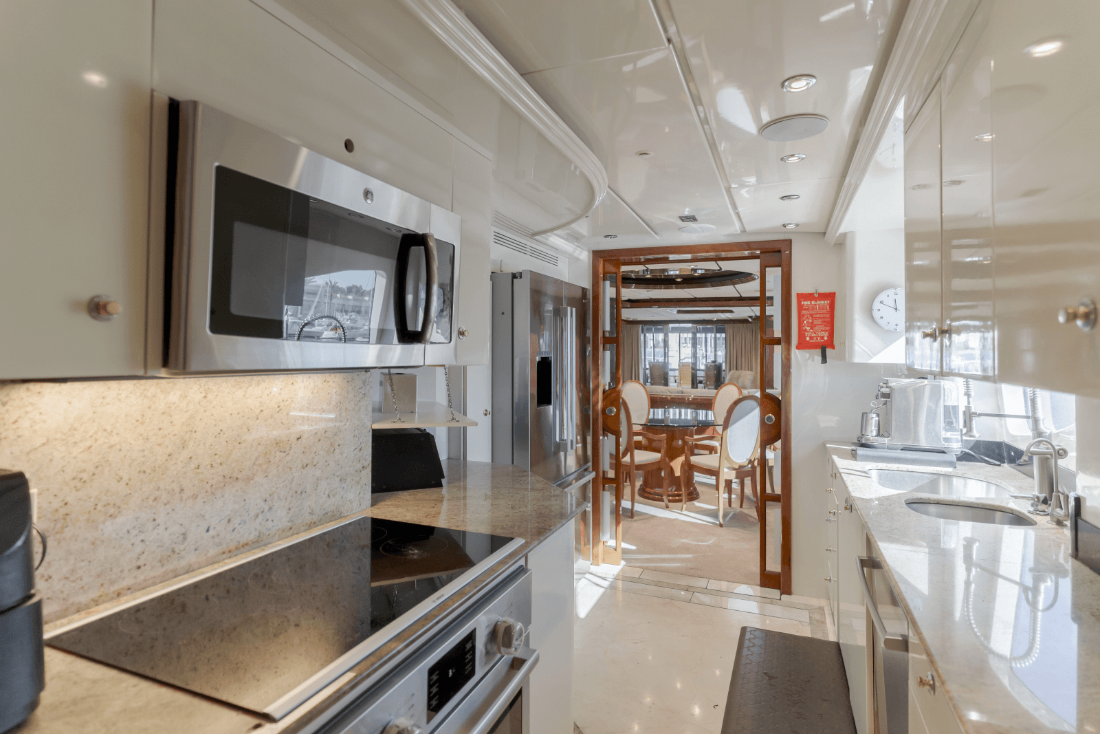 2002 Destiny 104 Raised Pilothouse