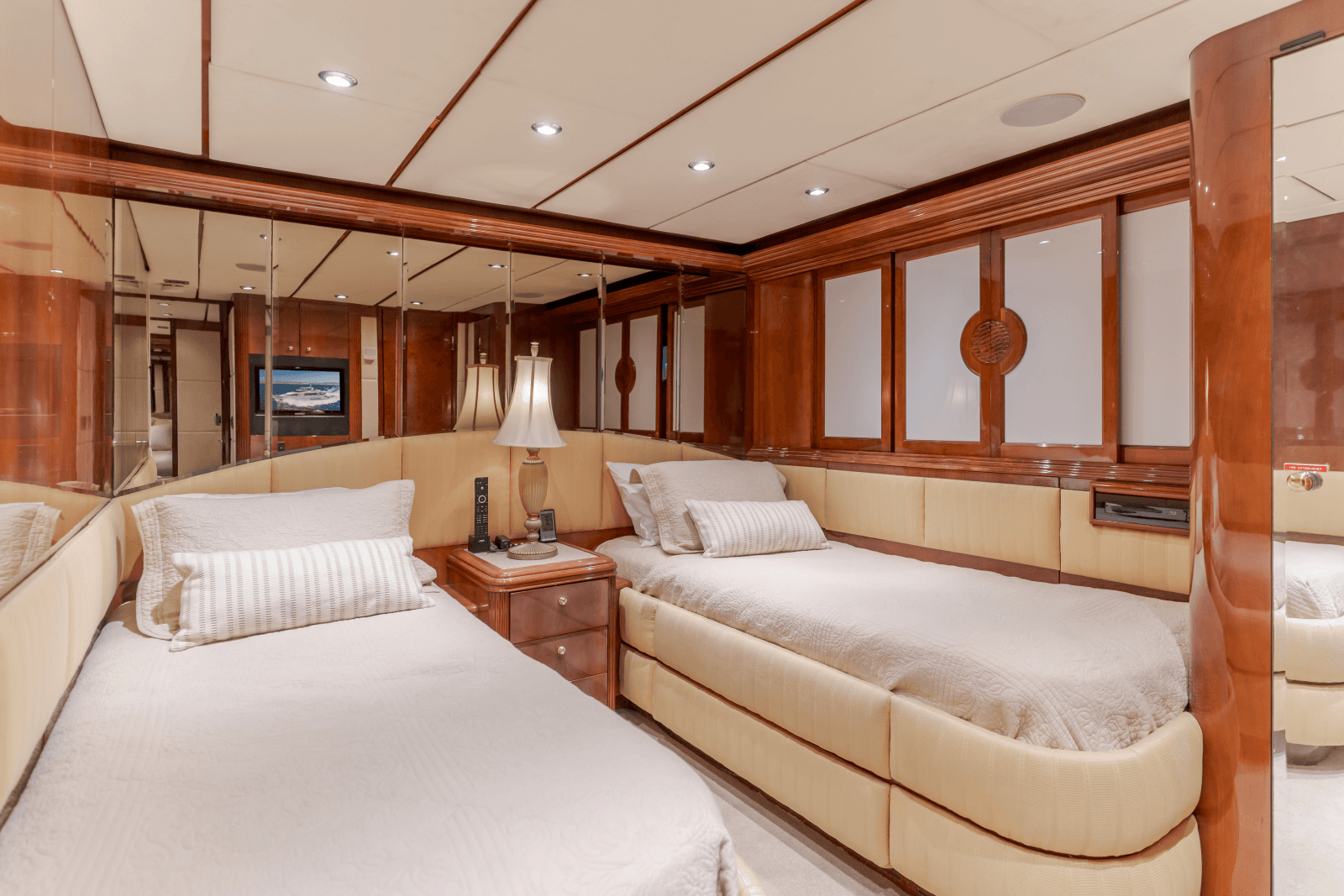 2002 Destiny 104 Raised Pilothouse