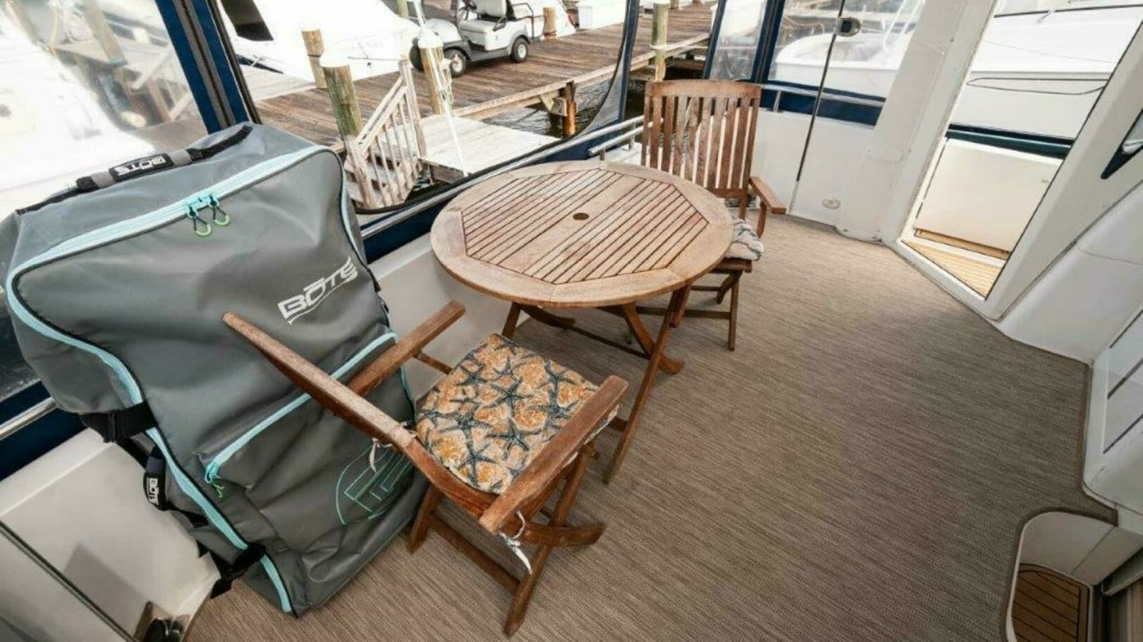 2002 Carver 444 CPMY- Graham's Enterprise