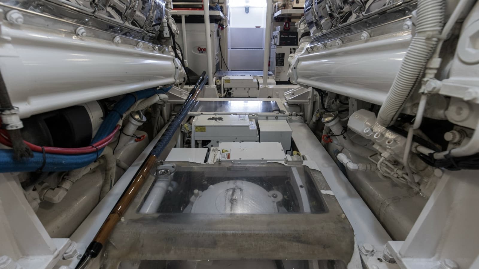 2005 61 Viking Enclosed Bridge Kelkat Engine Room (9)