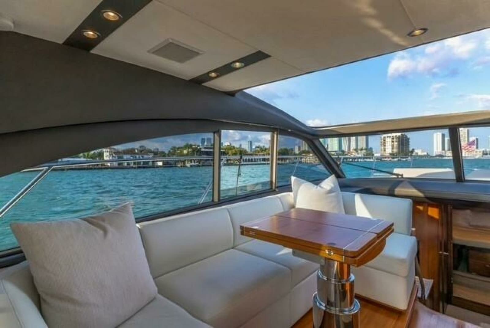 2017 Princess V48