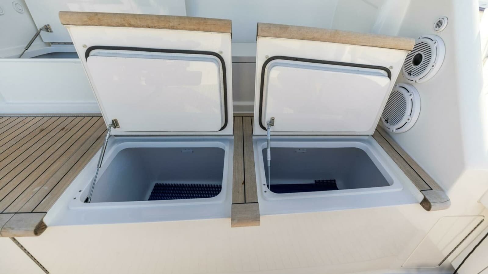 2013 Viking 76 Convertible- REEL FIRE- Cockpit Storage