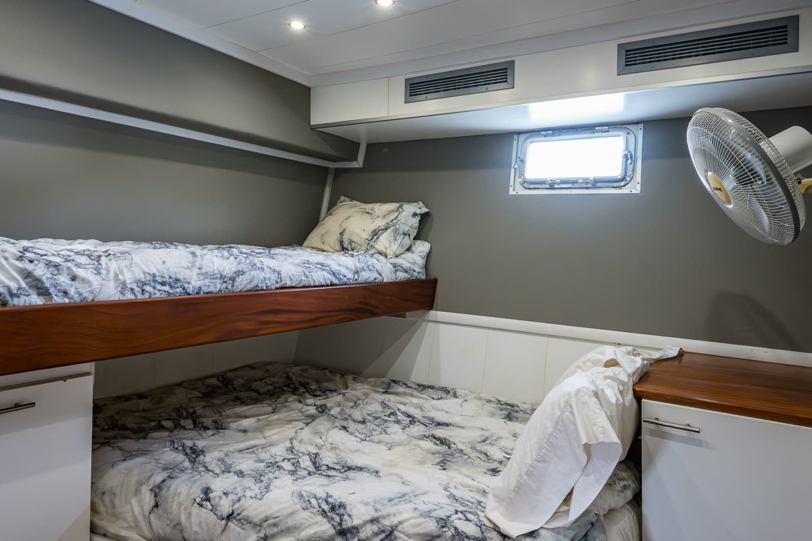 2013 Ocean Voyager 95 Expedition