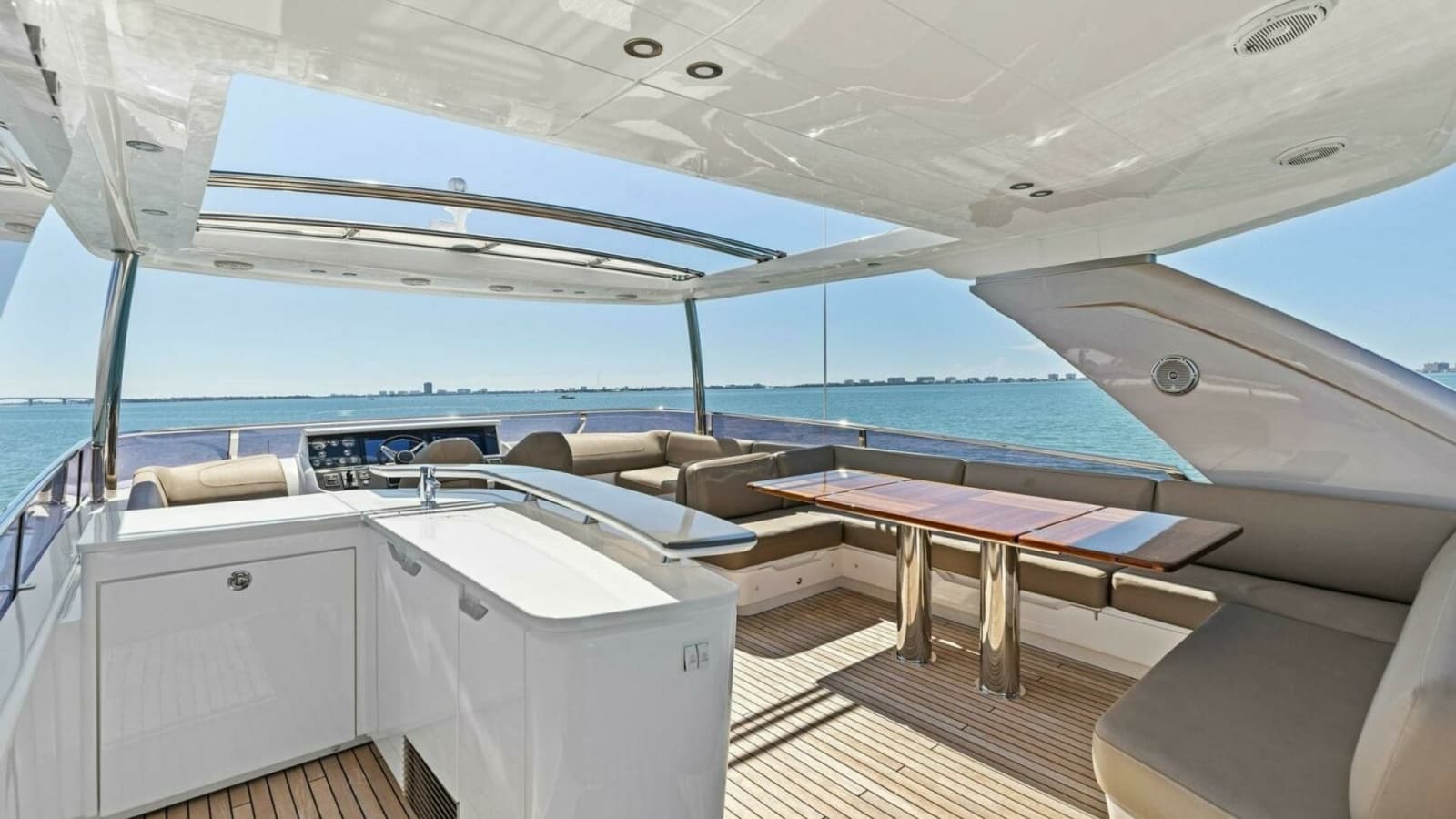 2018 Princess Y75 Motor Yacht
