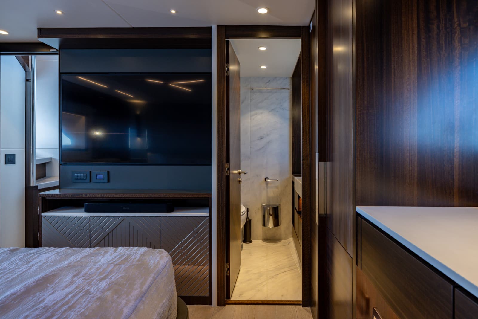 2022 Sunseeker Manhattan 68