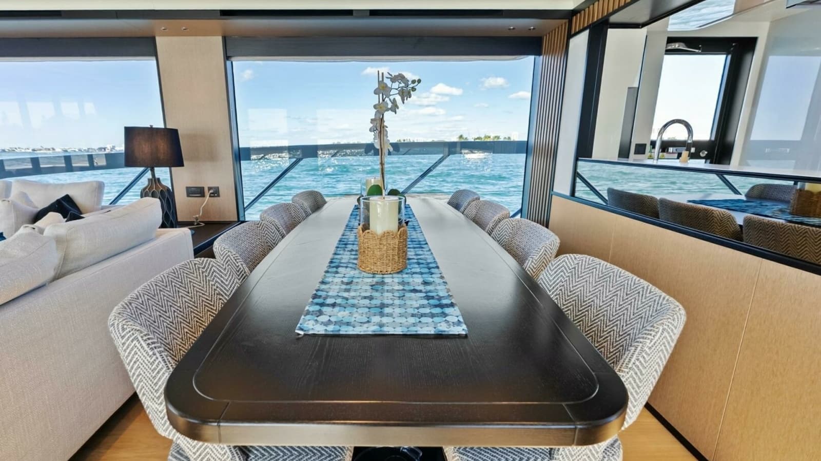 2025 Absolute 75 Navetta