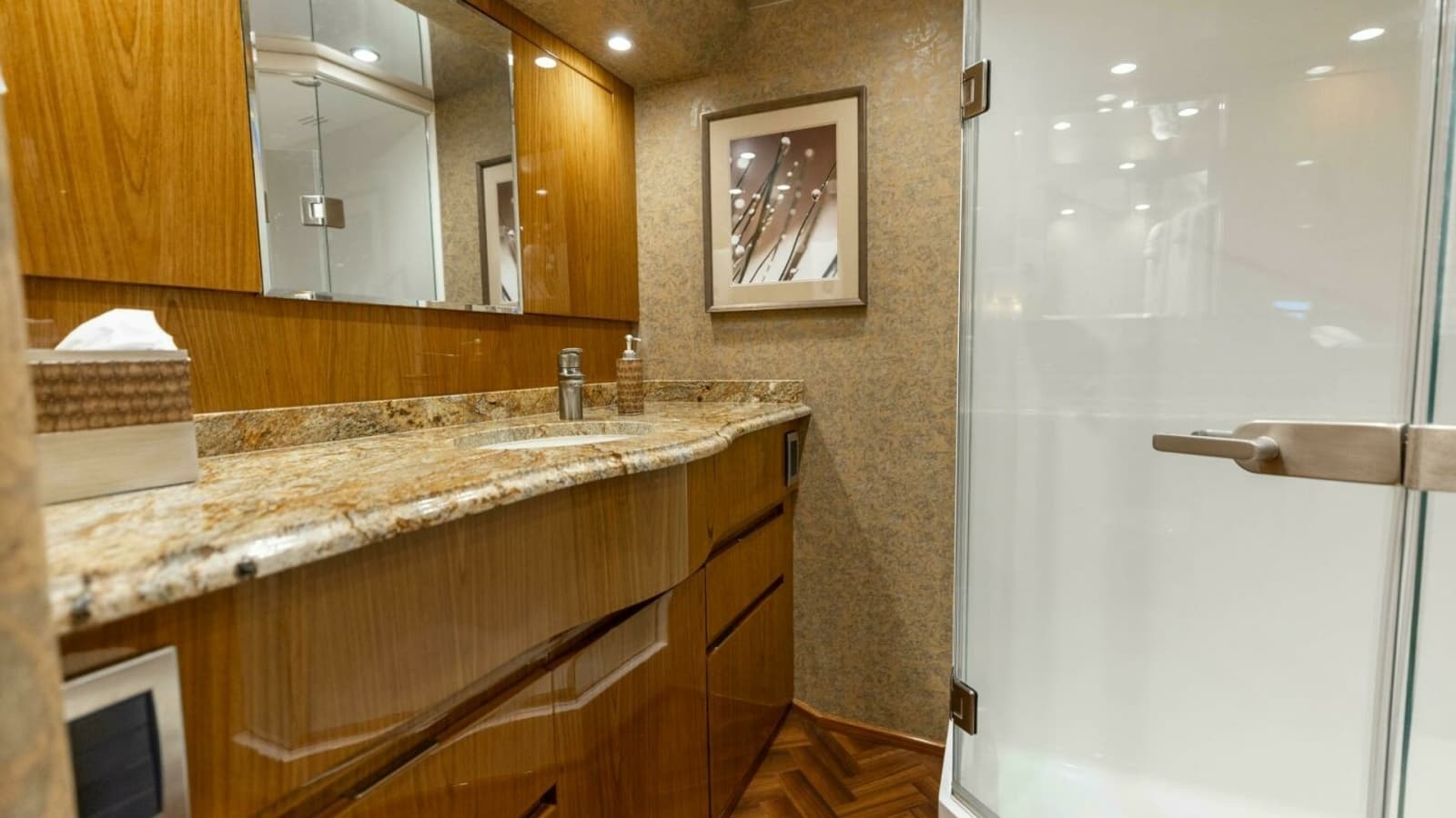 2013 Viking 76 Convertible- REEL FIRE- Master Stateroom Head