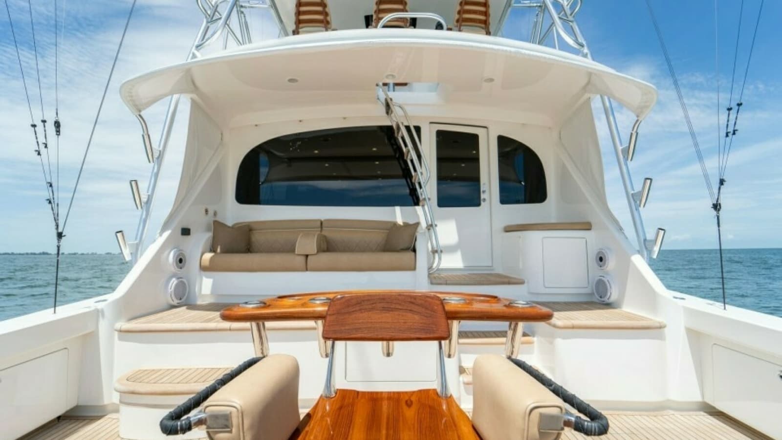 2018 Viking 72 Convertible - Wrapped Up
