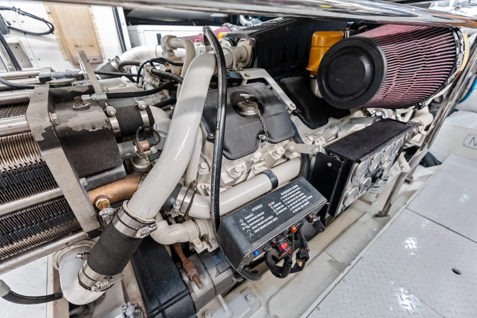 2005 Johnson 87' Motor Yacht