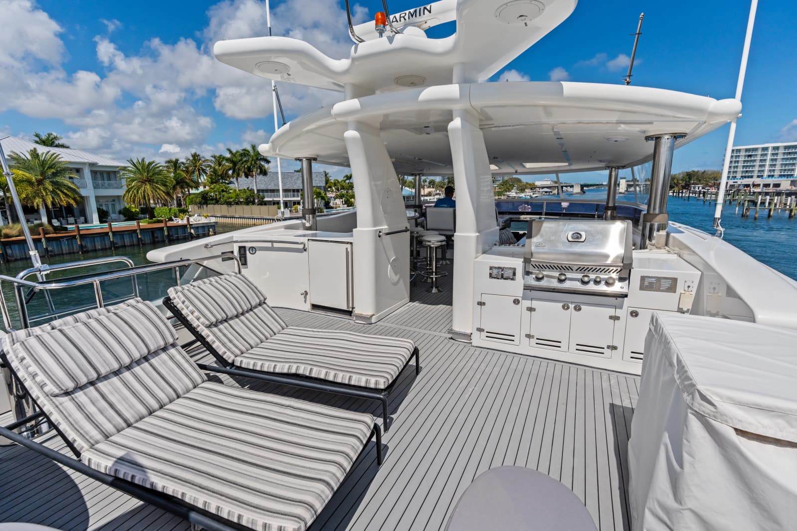 2005 Johnson 87' Motor Yacht