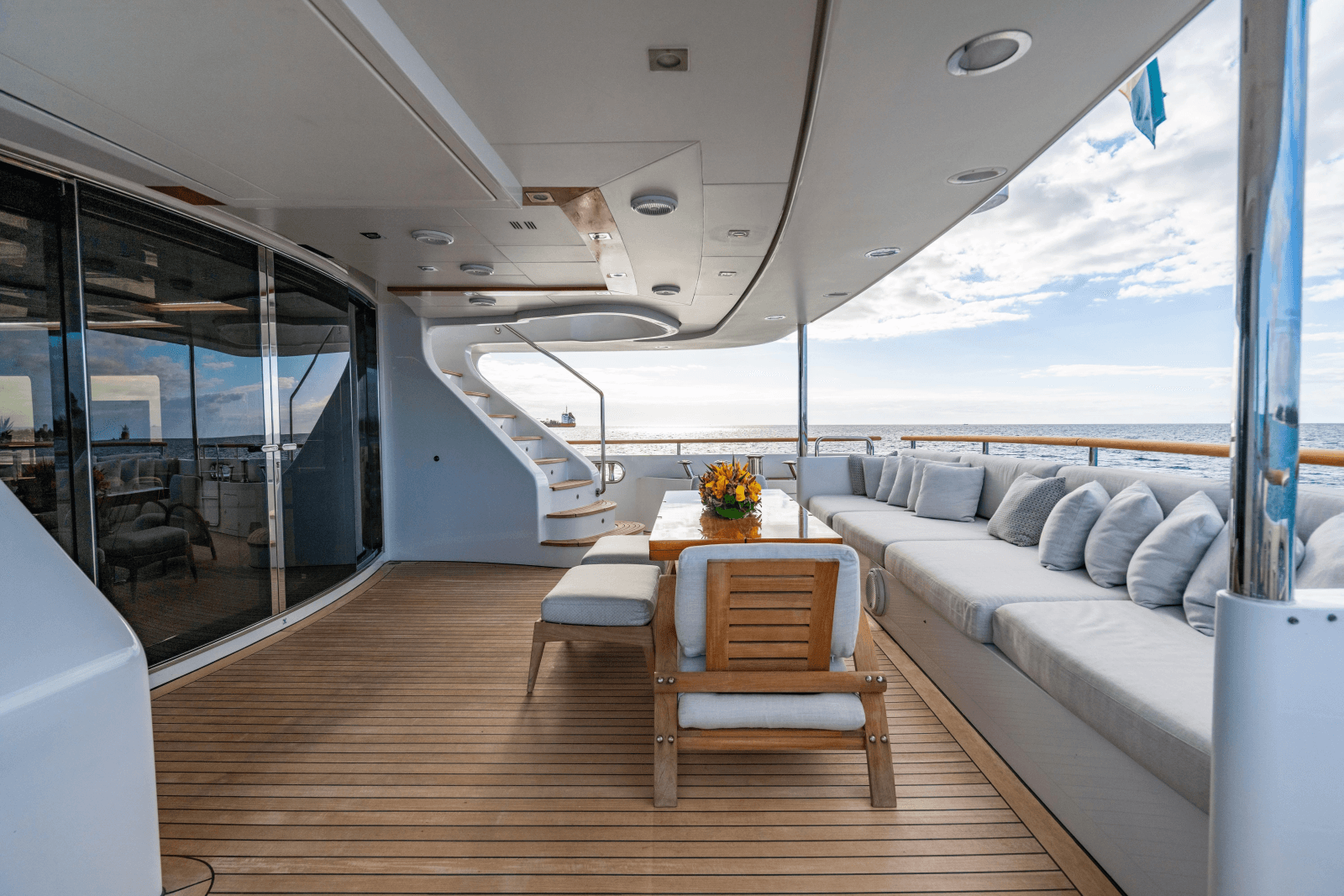 2011 Benetti Classic 121
