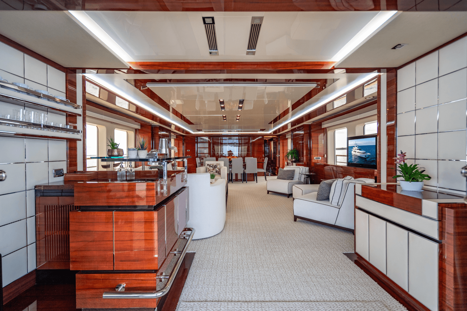 2011 Benetti Classic 121