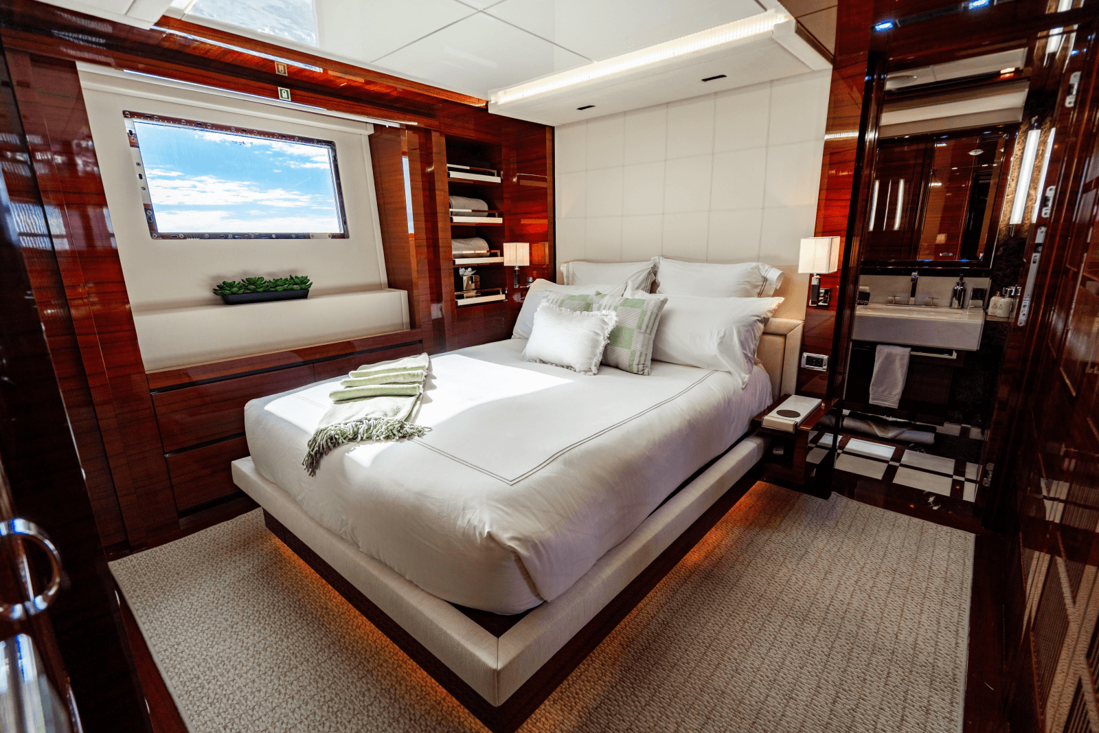 2011 Benetti Classic 121