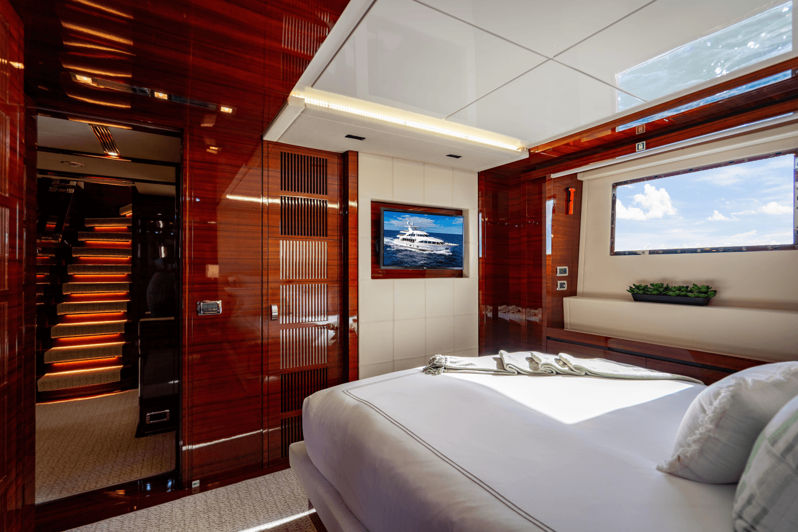 2011 Benetti Classic 121