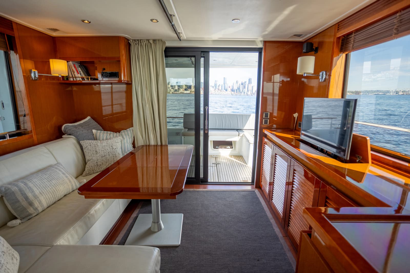2017 Beneteau Swift Trawler 50