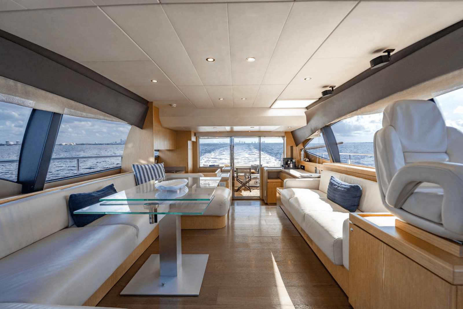 2012 Ferretti Yachts 62 FLY