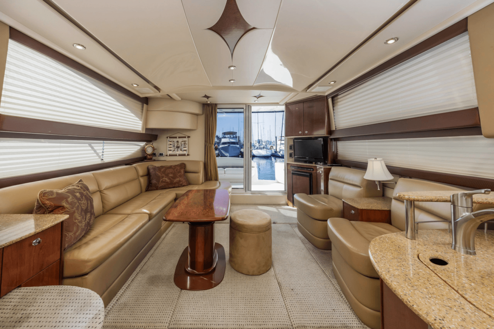 2008 Meridian 391 Sedan Bridge
