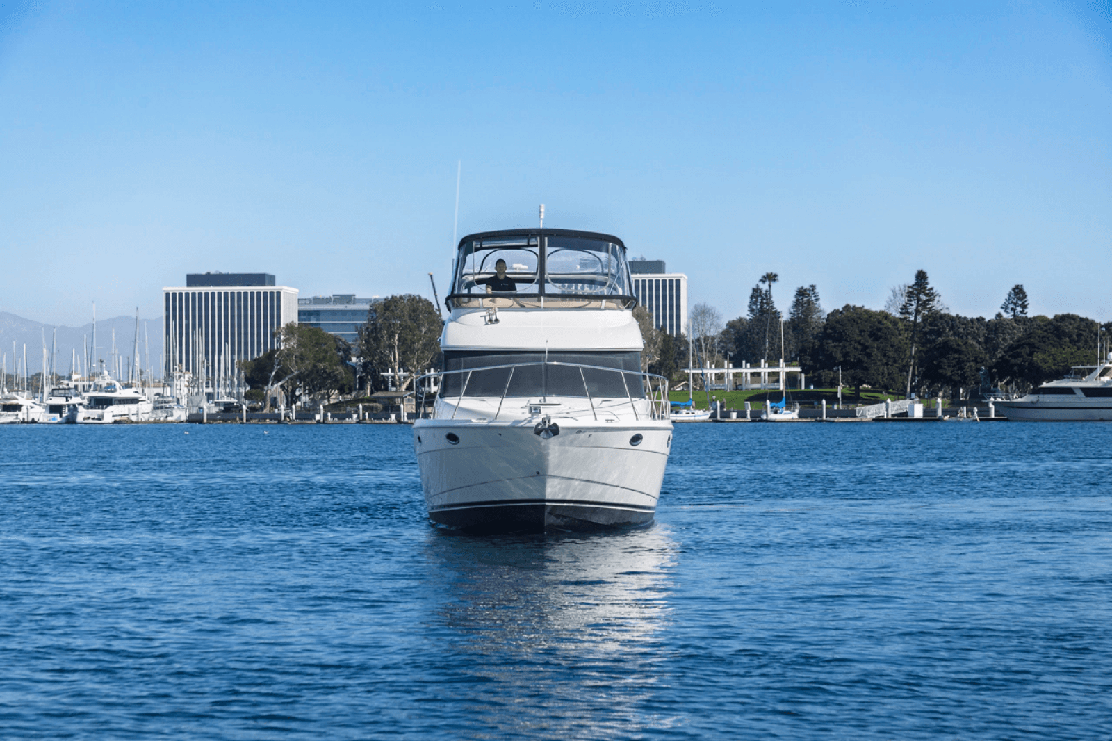 2008 Meridian 391 Sedan Bridge