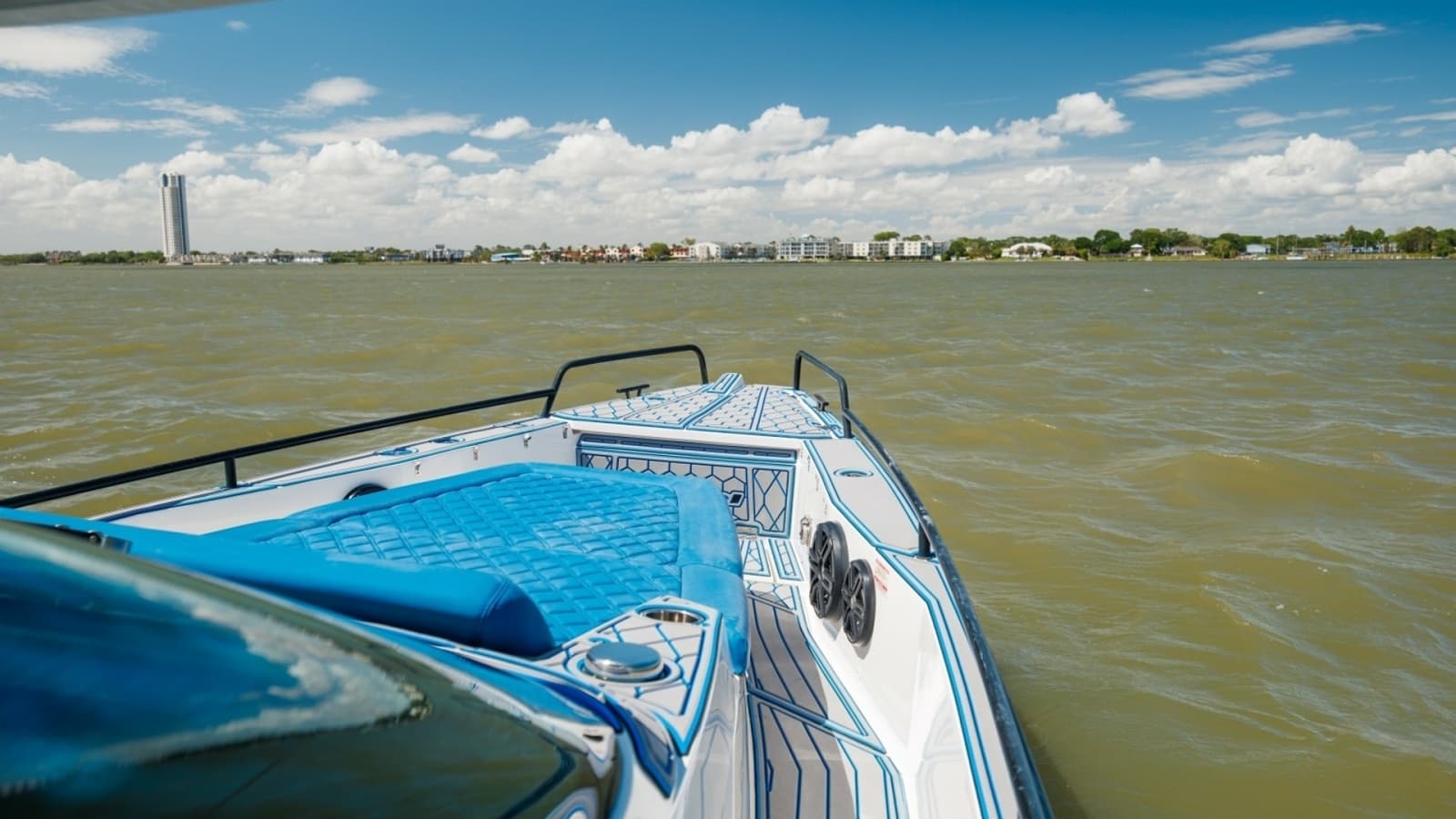2019 Axopar 37 Sun Top