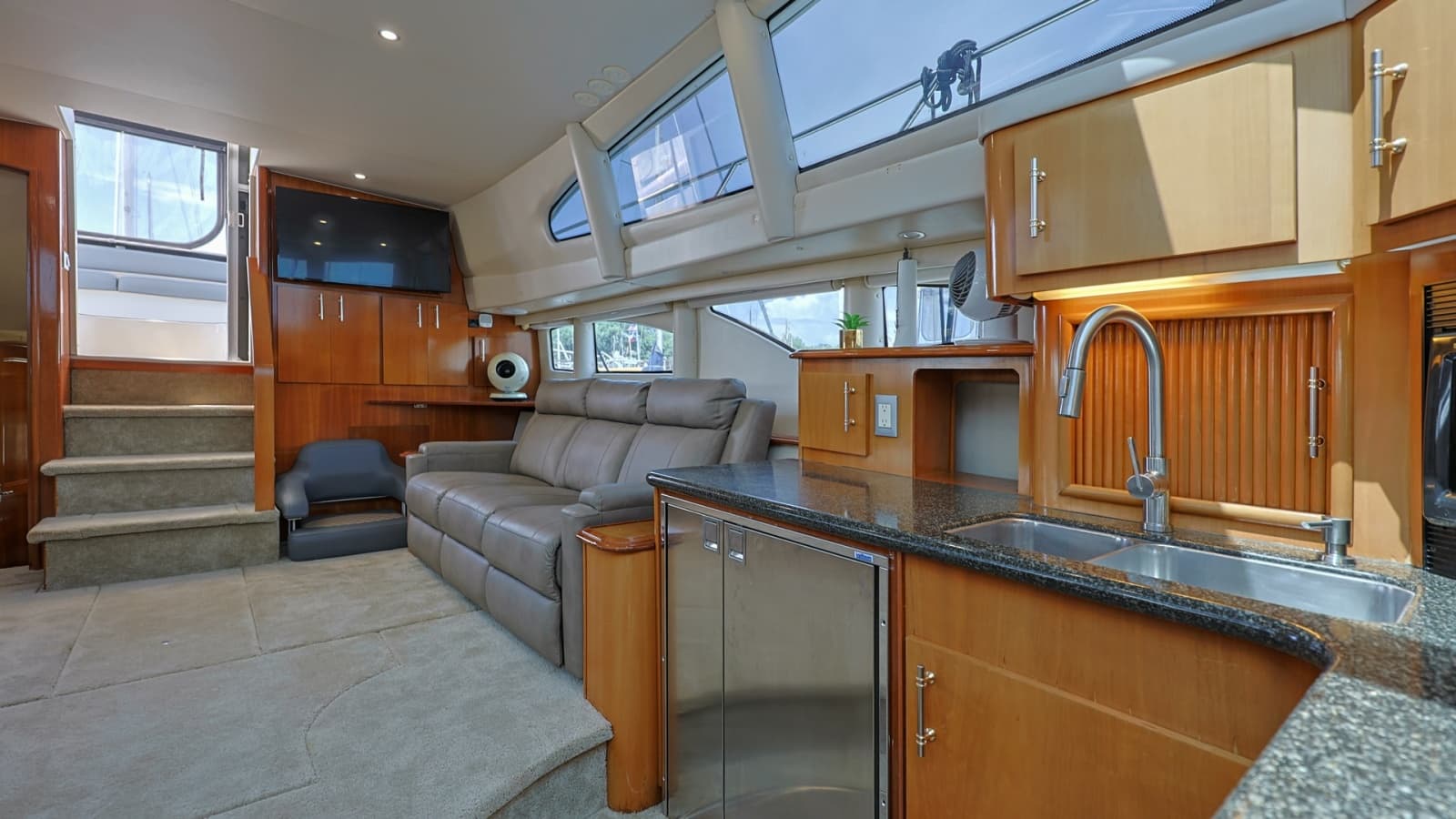 Spacious Salon with Galley View