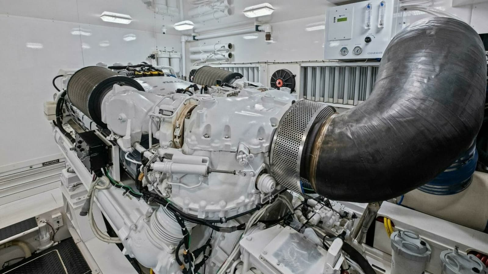 2012 82 Viking Convertible - Lady Di