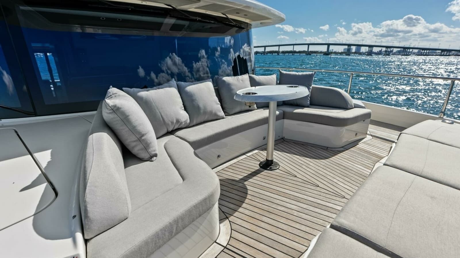 2025 Absolute 75 Navetta