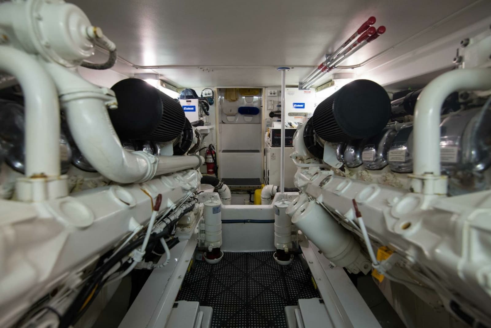 Viking 50 - Tiger Six - Engine Room