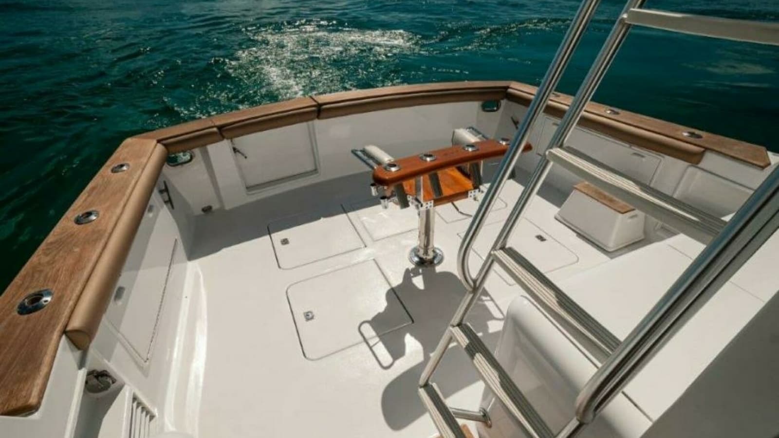 1998 Ocean Yachts 48 Super Sport Cockpit 7